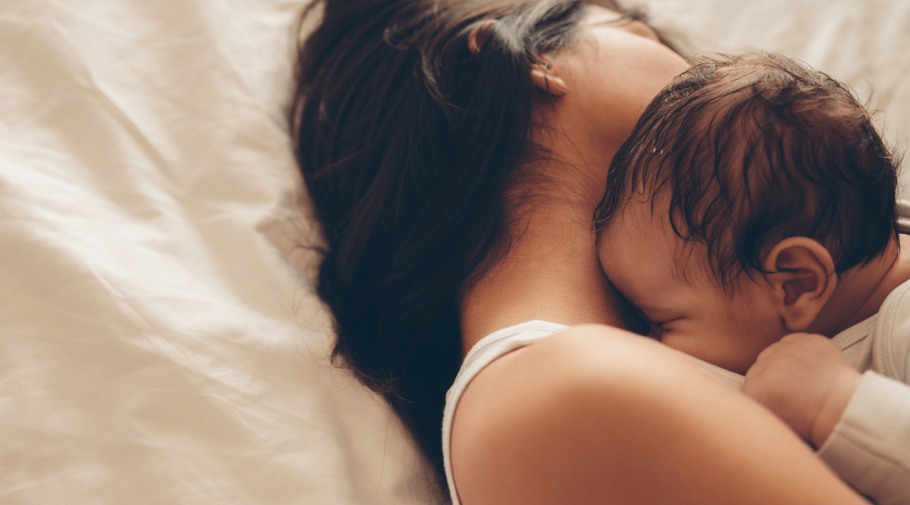 8 tips to cope when you are up all night with your newborn - Lovemère