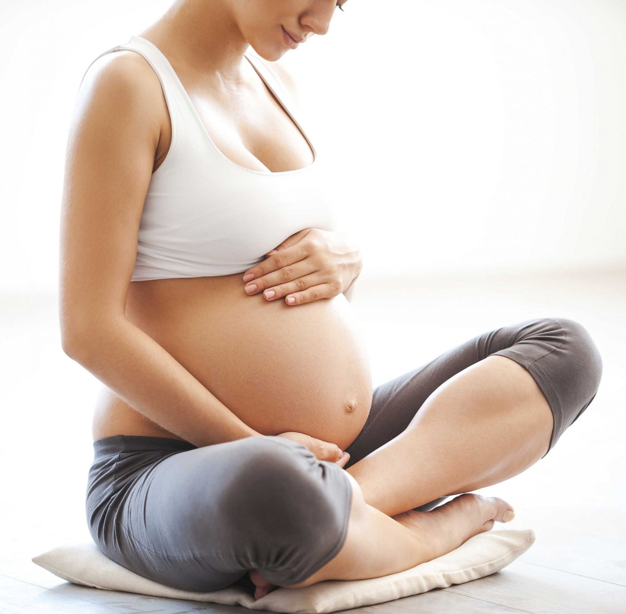 How to flip a breech or transverse baby - Lovemère