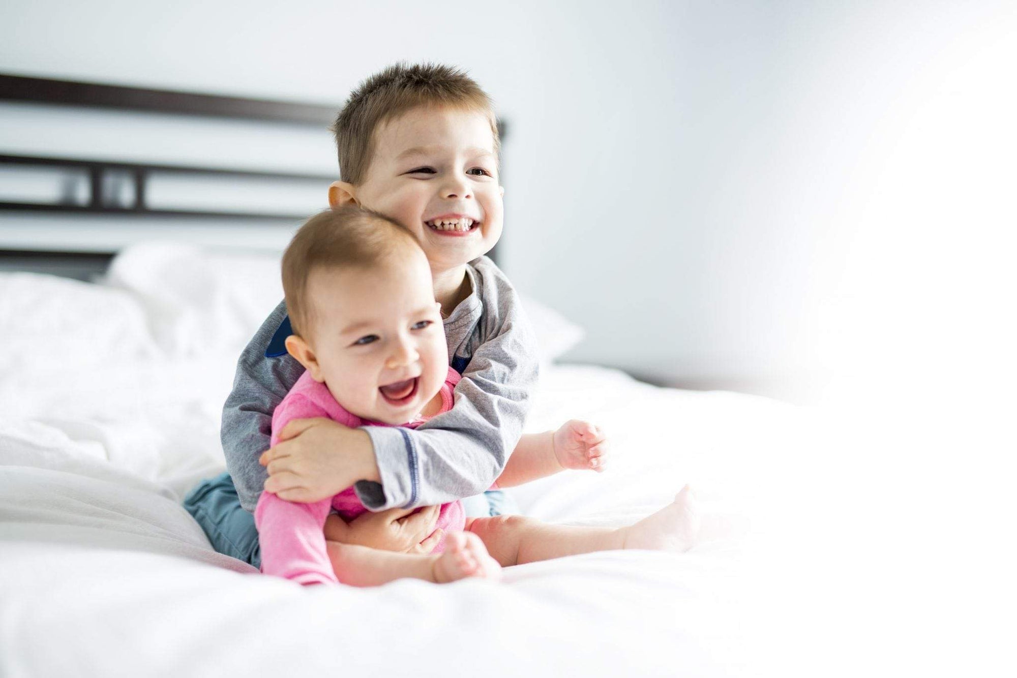 How to Help Your Firstborn Cope Up With the Arrival of a New Sibling? - Lovemère