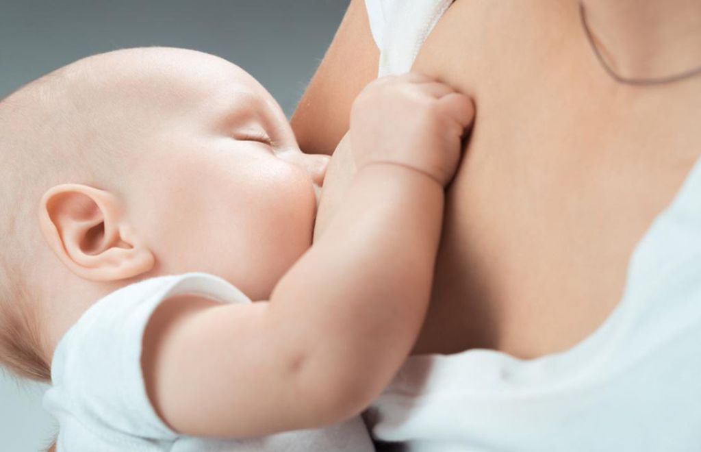 The Ultimate Guide to Breastfeeding - Lovemère